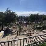 My Dalmatia - Beachfront Vanja With Sea View Terrace And Private Parking Apartamento
