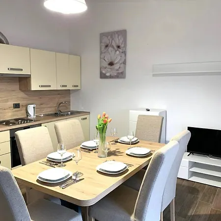 Lejlighed My Dalmatia - Beachfront Vanja With Sea View Terrace And Private Parking Drage