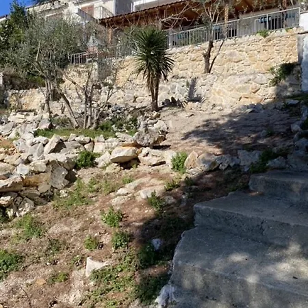 My Dalmatia - Beachfront Vanja With Sea View Terrace And Private Parking Apartment *