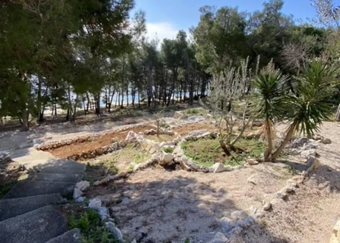Апартаменты My Dalmatia - Beachfront Vanja With Sea View Terrace And Private Parking