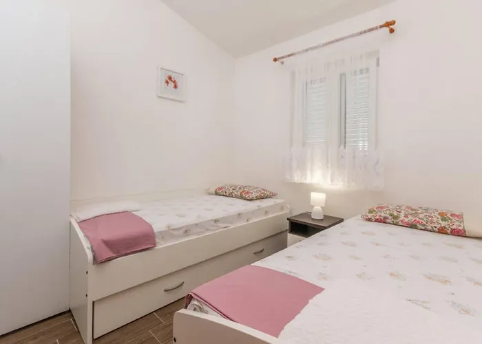 My Dalmatia - Beachfront Vanja With Sea View Terrace And Private Parking * Драге