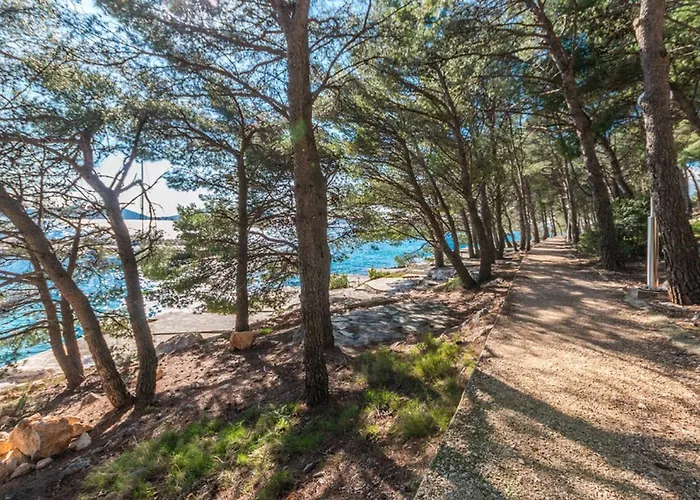 My Dalmatia - Beachfront Vanja With Sea View Terrace And Private Parking